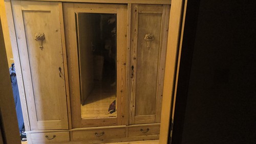 Bauernschrank restauriert