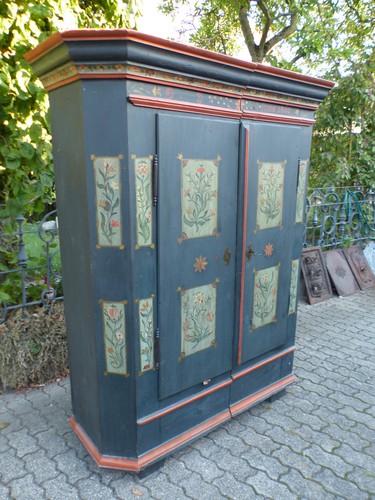 Holz bauernschrank bemalt mit - bemalt,