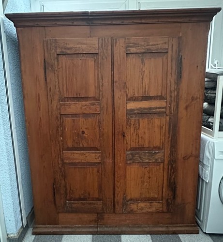 Antiker kleiderschrank - antiker,