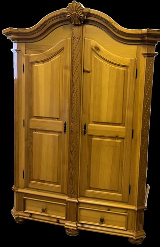 Kleiderschrank-